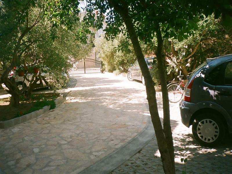Apartmani Mudronja ムルテル エクステリア 写真